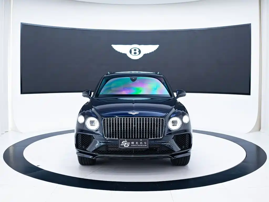 Bentley Bentayga — фото 2