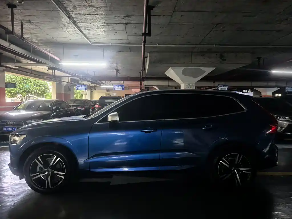 Volvo XC60 — фото 3