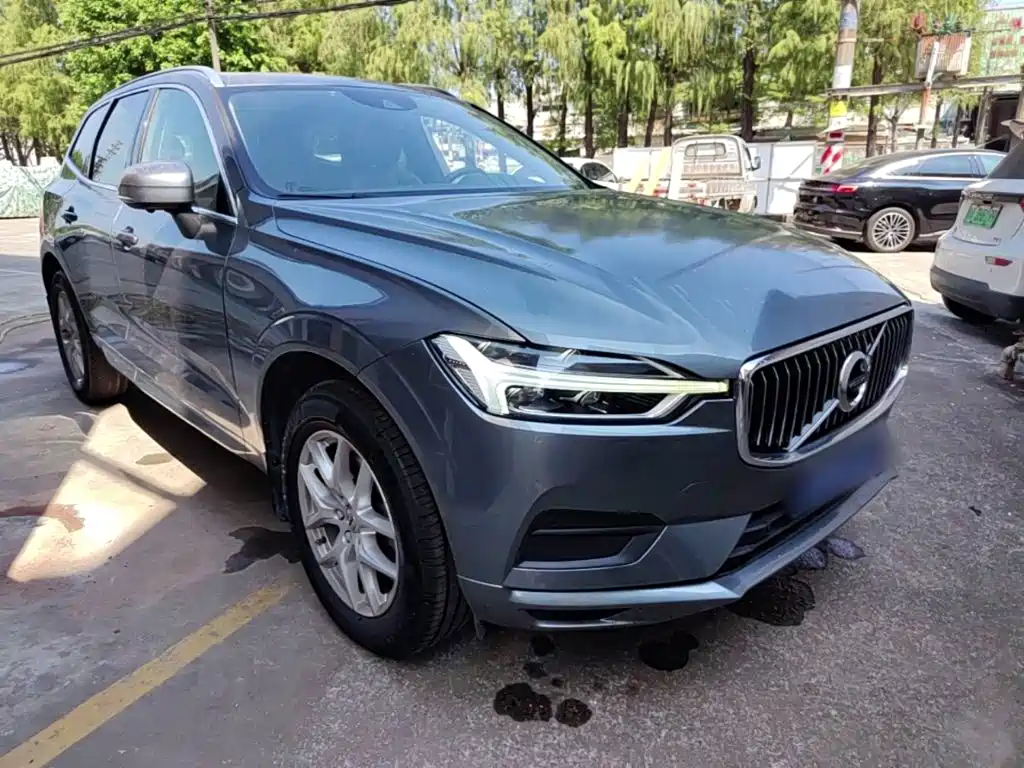 Volvo XC60 — фото 3