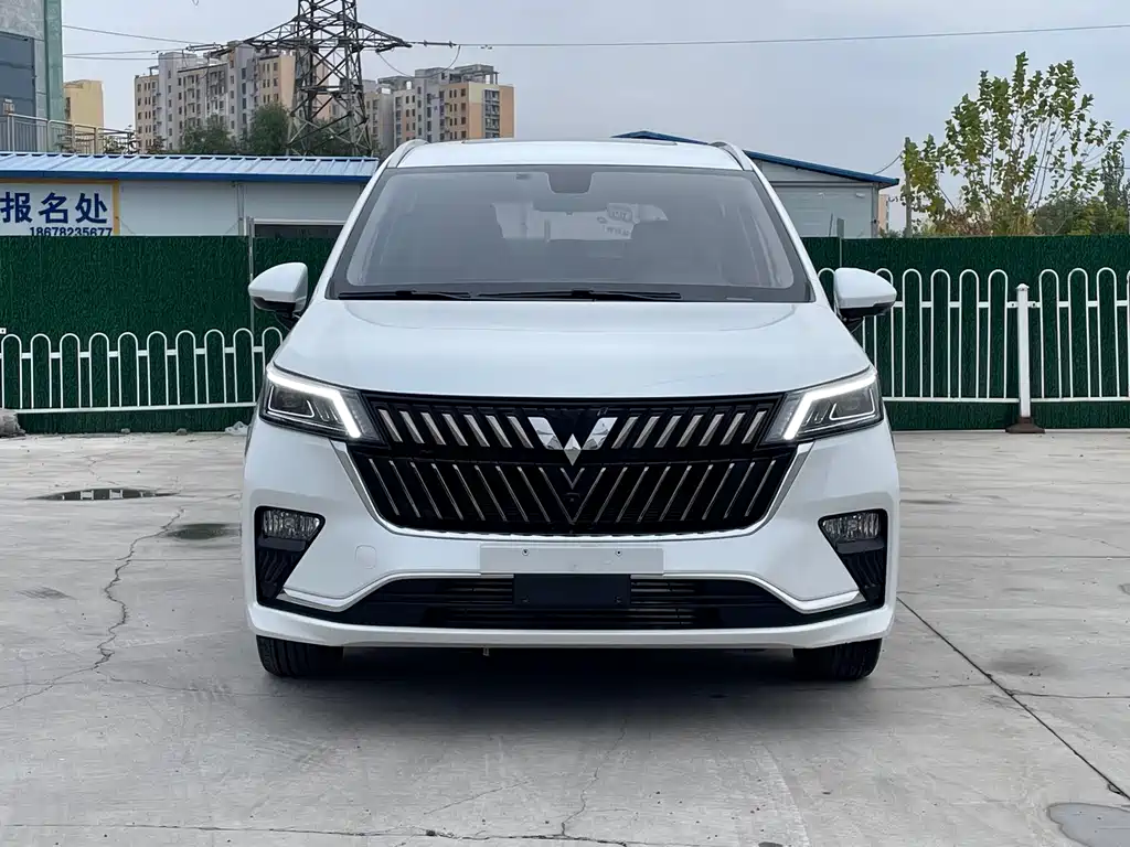 Wuling Jiachen — фото 2