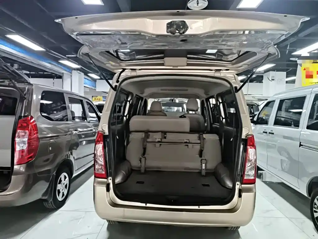 Wuling Rongguang S — фото 18