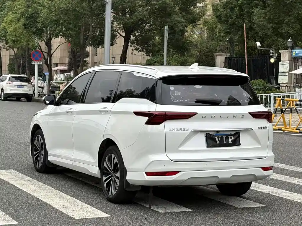 Wuling Victory — фото 7