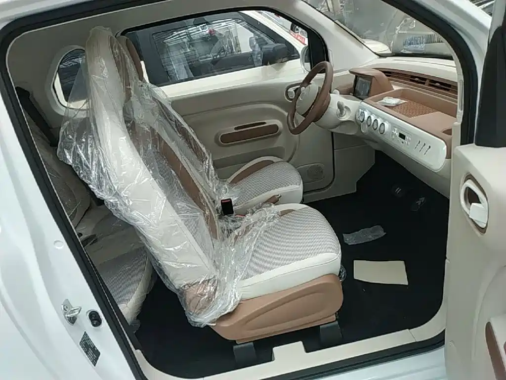 Bestune Pony — фото 25
