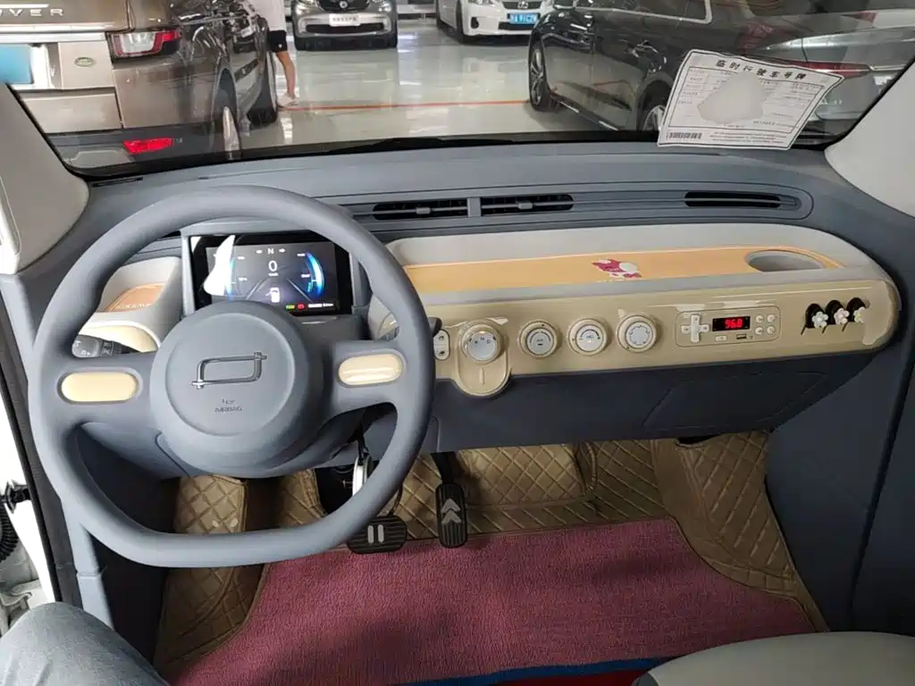 Bestune Pony — фото 10