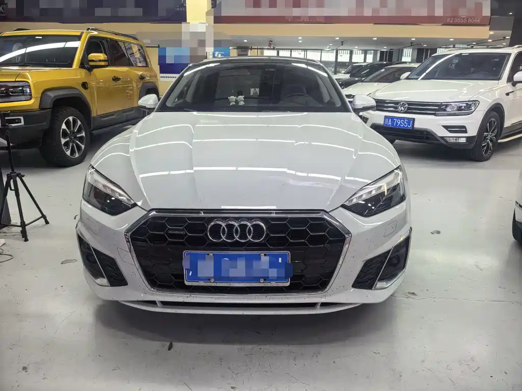 Audi A5 (Import) — фото 2