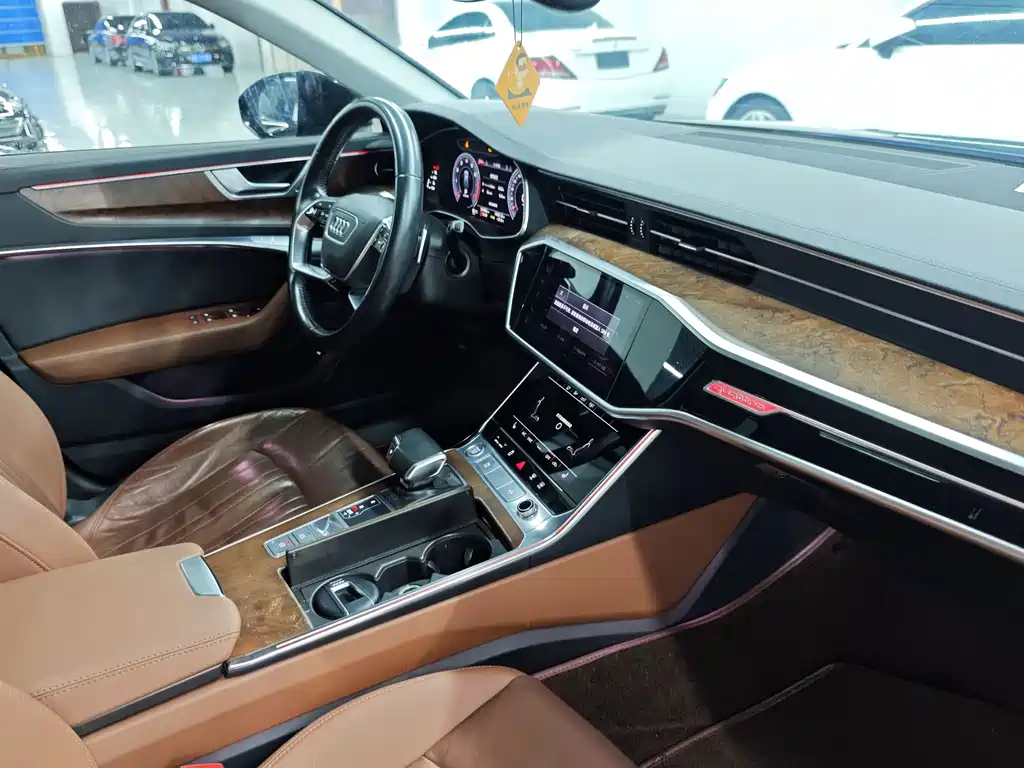 Audi A6 (Import) — фото 9