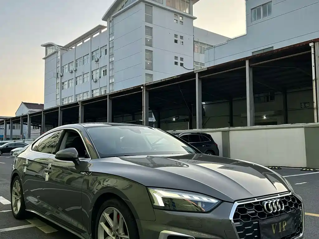 Audi A5 (Import) — фото 2