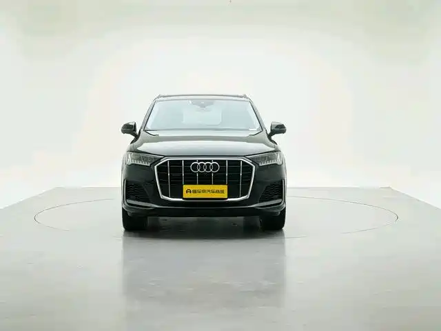 Audi Q7 — фото 4