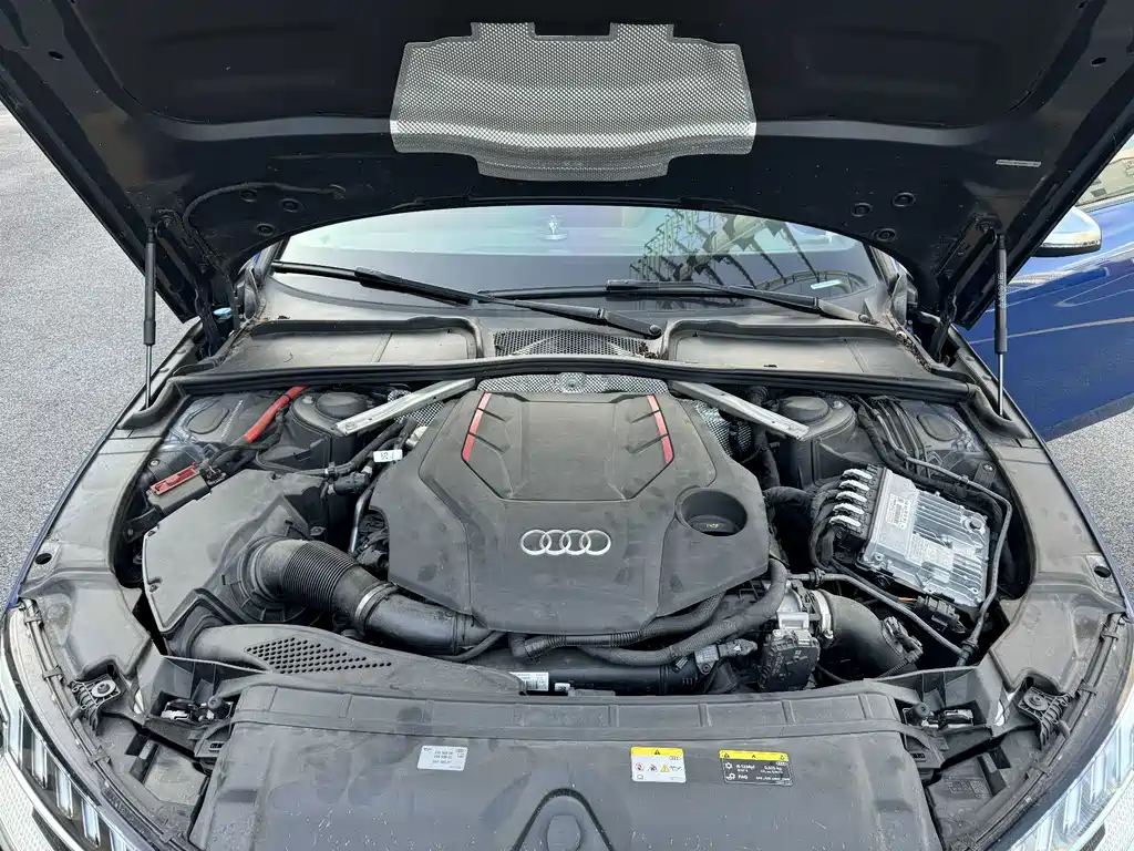 Audi S4 — фото 14