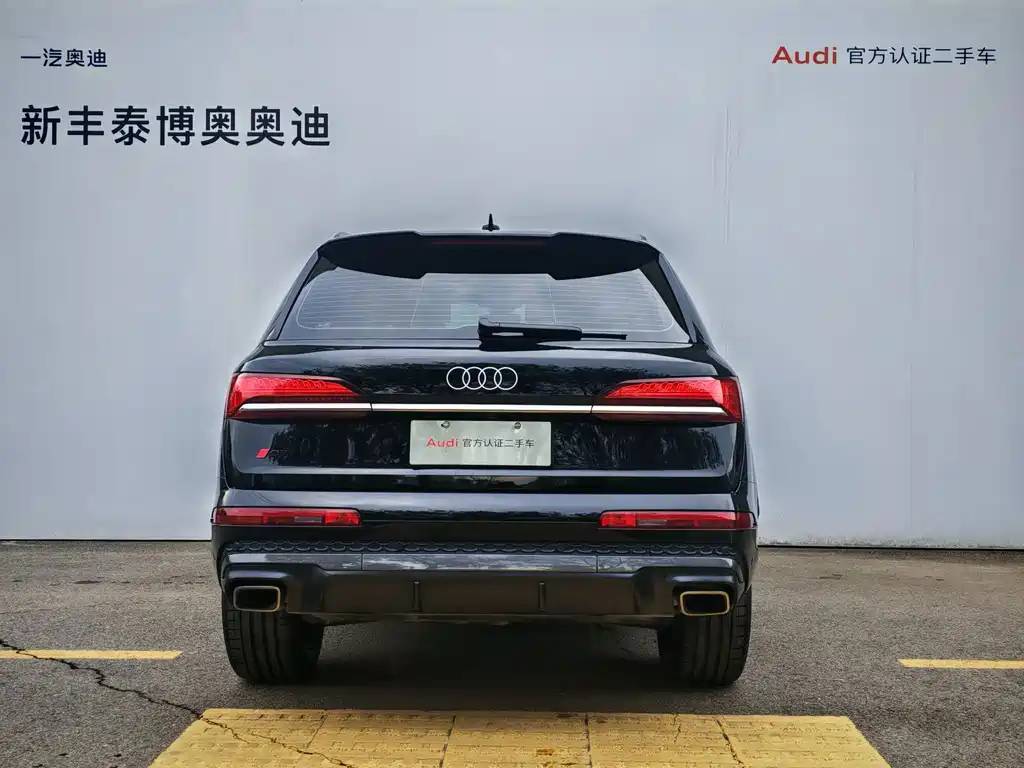 Audi Q7 — фото 5