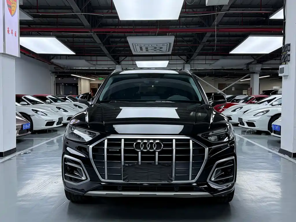 Audi Q5L — фото 2