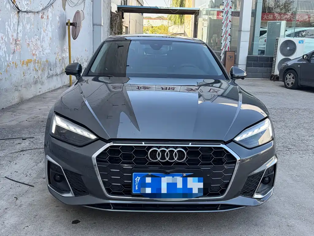 Audi A5 (Import) — фото 2