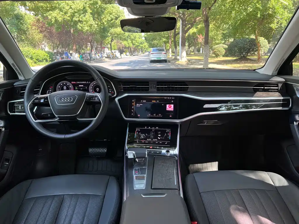 Audi A6 (Import) — фото 4