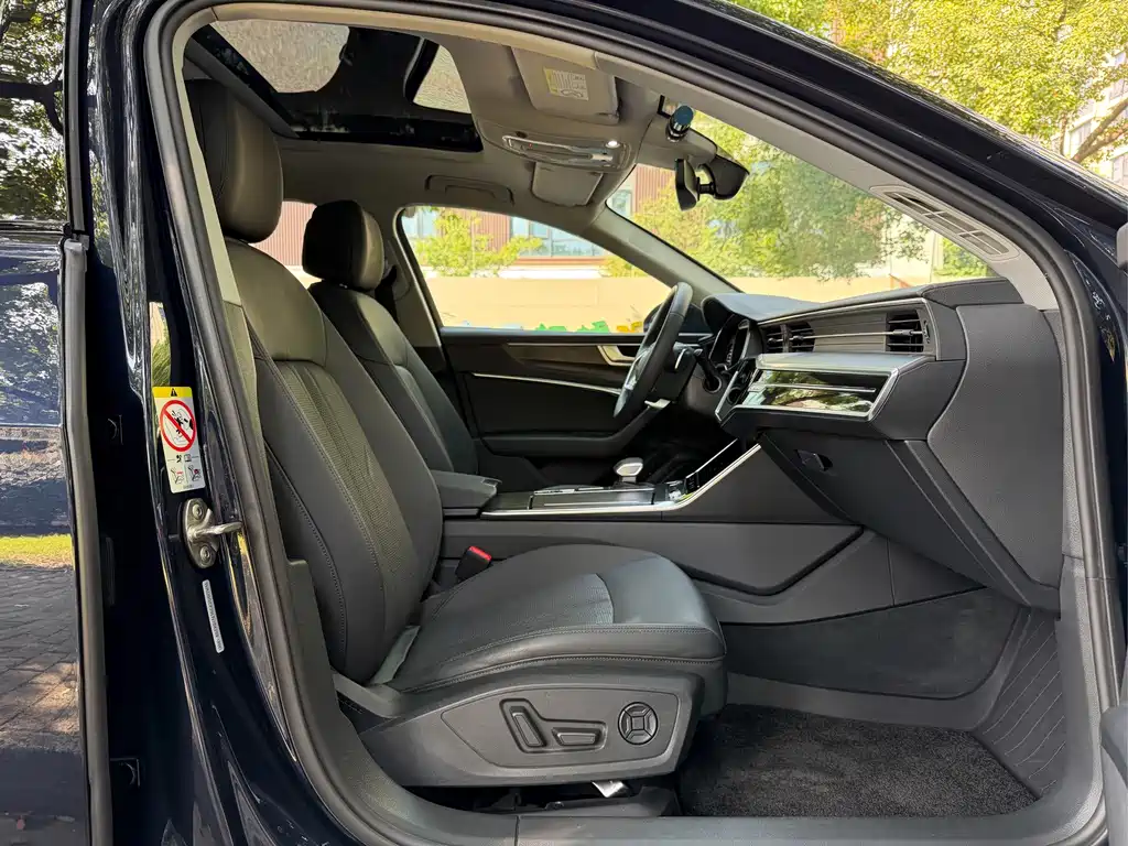 Audi A6 (Import) — фото 8