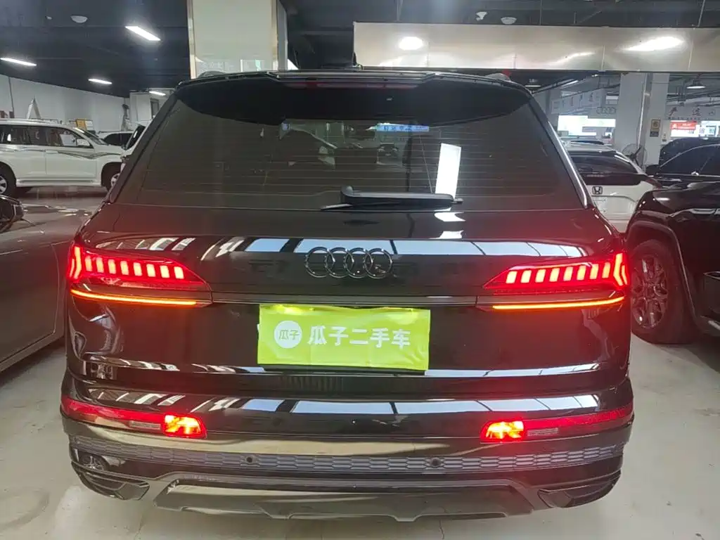 Audi Q7 — фото 5