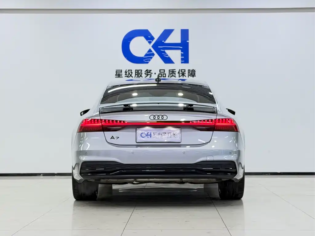 Audi A7 — фото 10