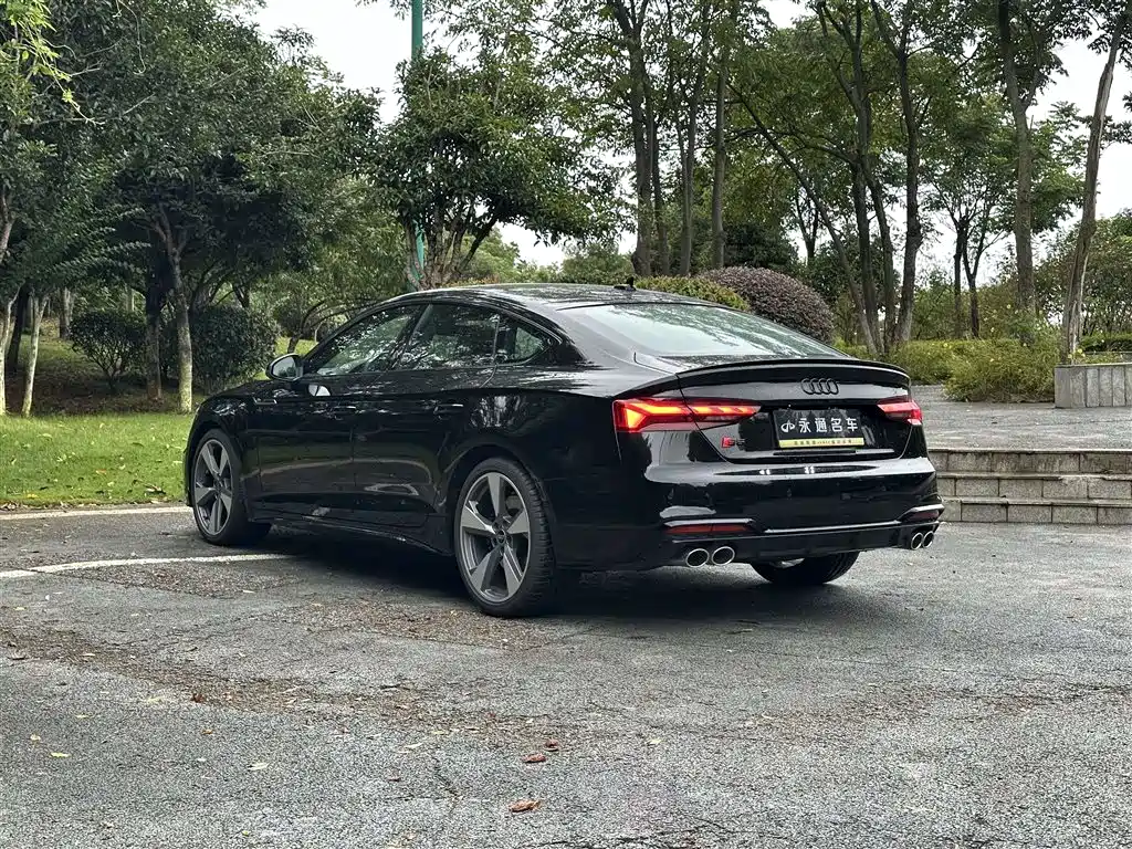 Audi S5 — фото 17