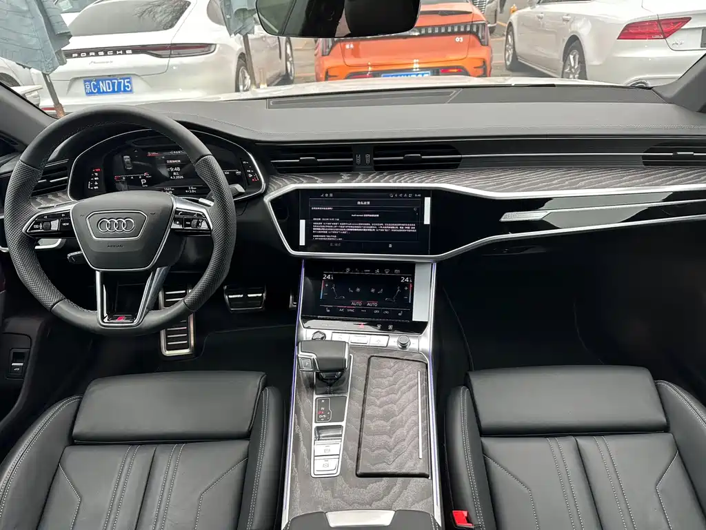 Audi A7 — фото 5