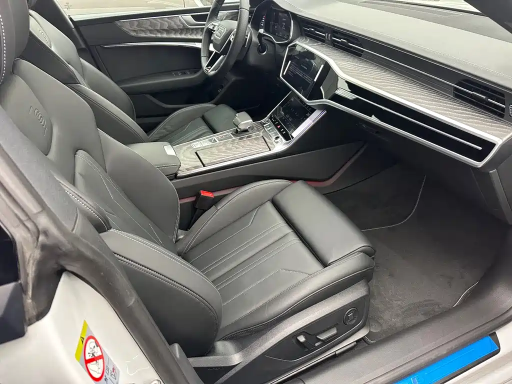 Audi A7 — фото 6