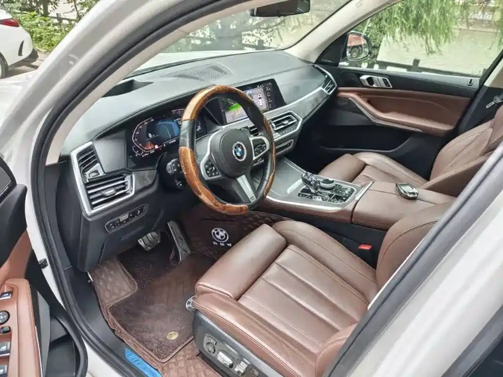 BMW X5 (Import) — фото 5