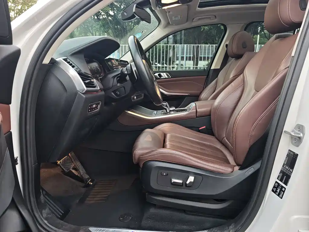 BMW X5 (Import) — фото 11