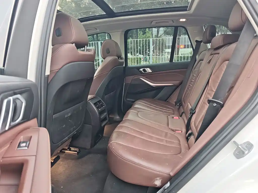 BMW X5 (Import) — фото 10