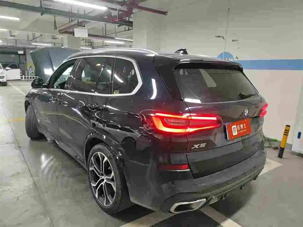 BMW X5 — фото 4