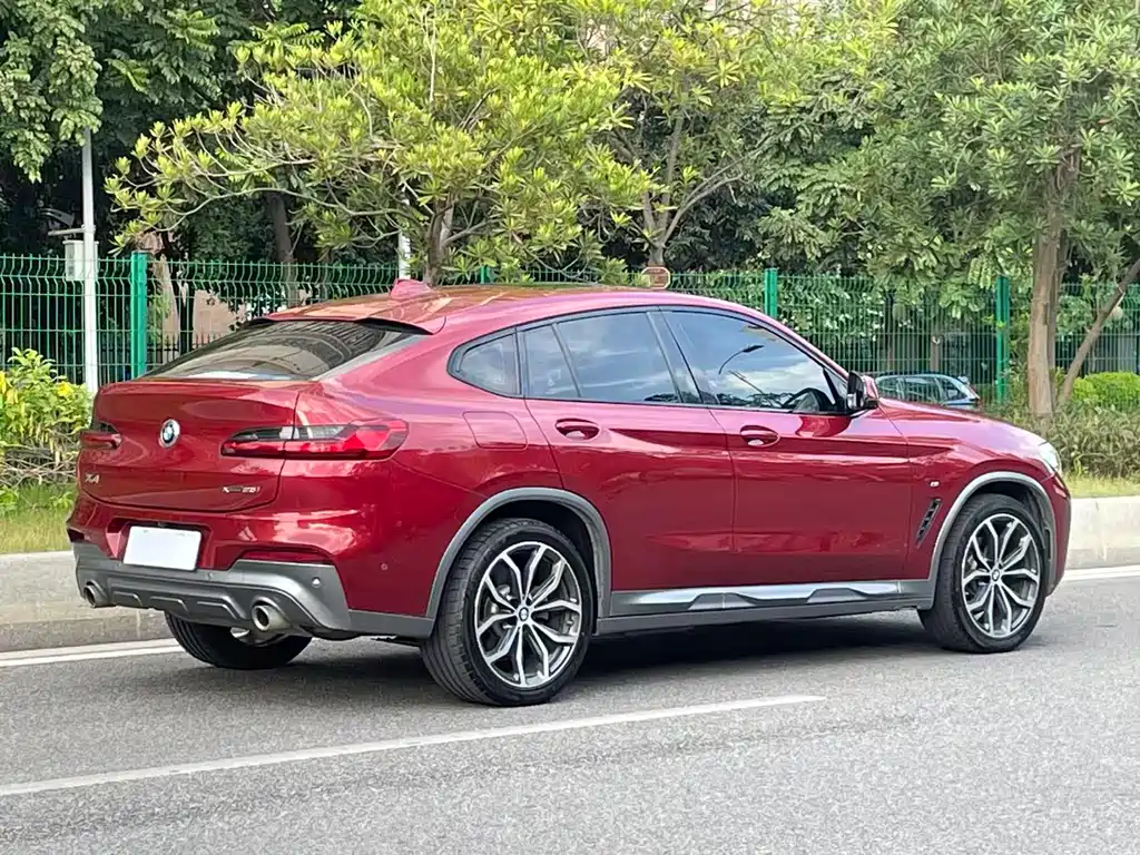 BMW X4 — фото 21