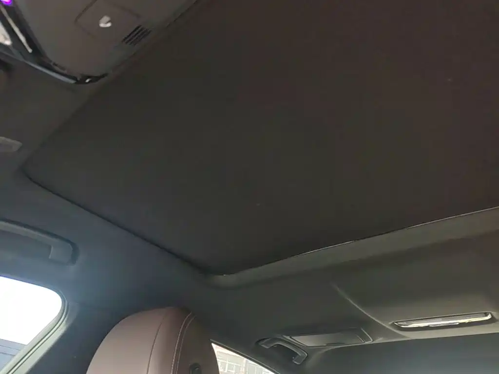 BMW 5 Series — фото 17