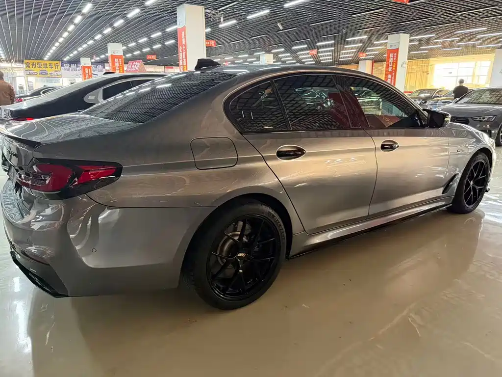 BMW 5 Series (Import) — фото 10