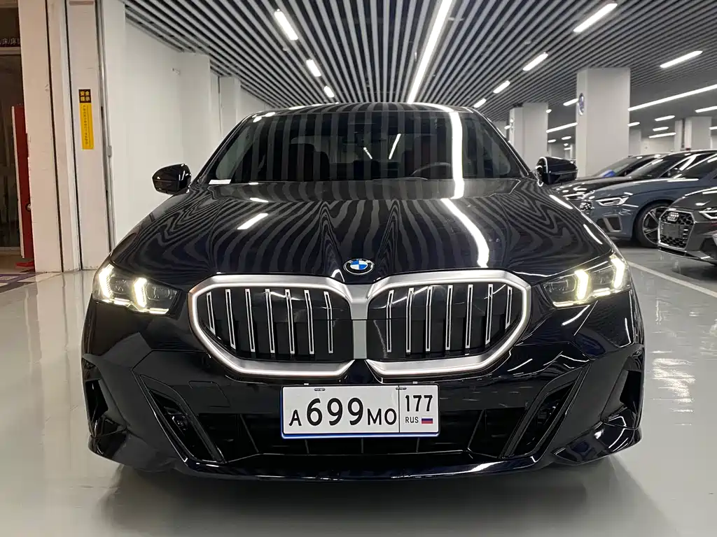 BMW 5 Series (Import) — фото 2