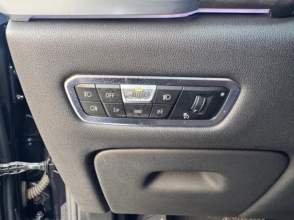 BMW X5 (Import) — фото 10