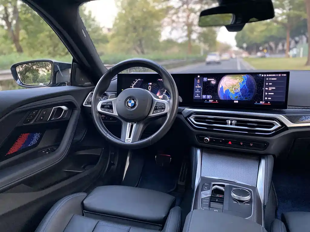 BMW M240i — фото 11