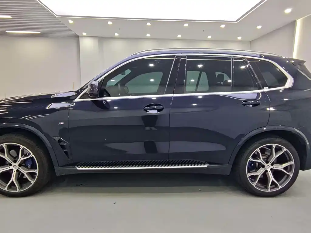 BMW X5 (Import) — фото 3