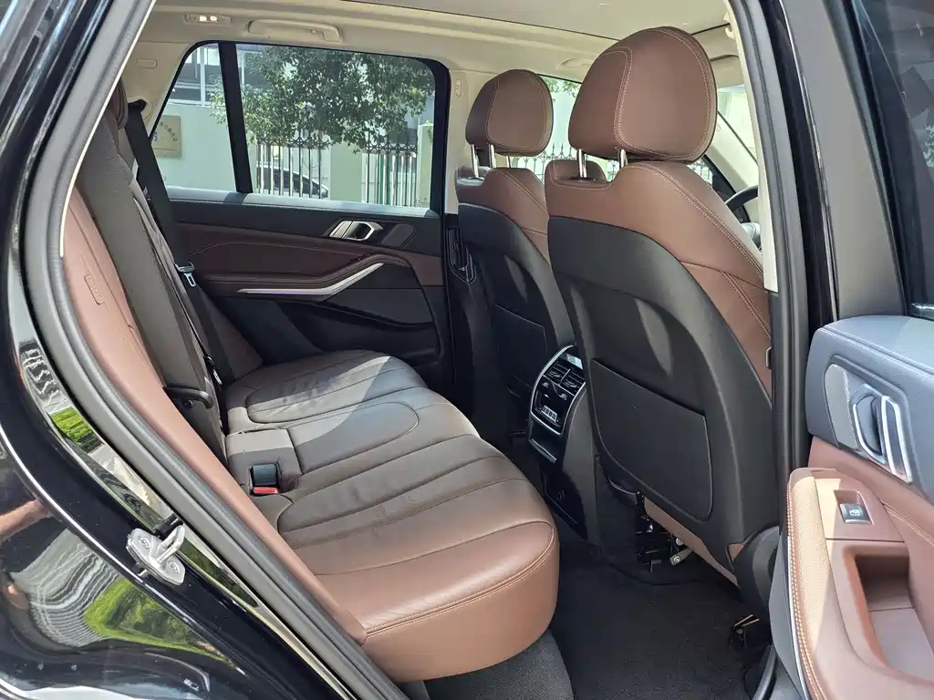 BMW X5 (Import) — фото 8