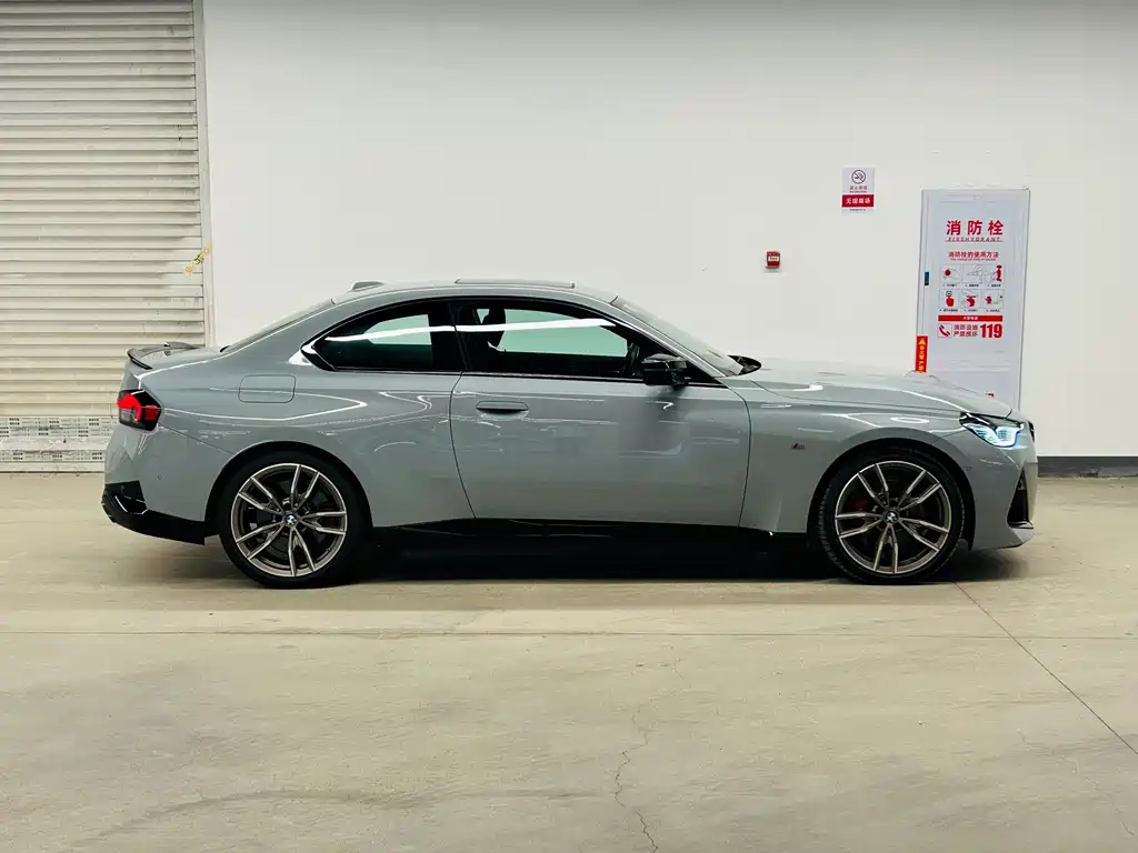 BMW M240i — фото 8