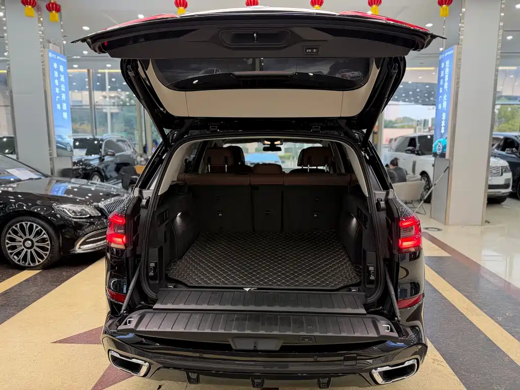 BMW X5 (Import) — фото 23