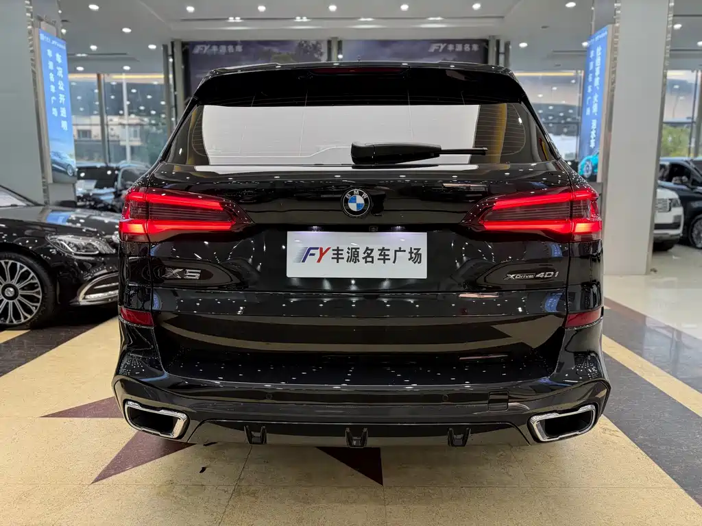 BMW X5 (Import) — фото 30