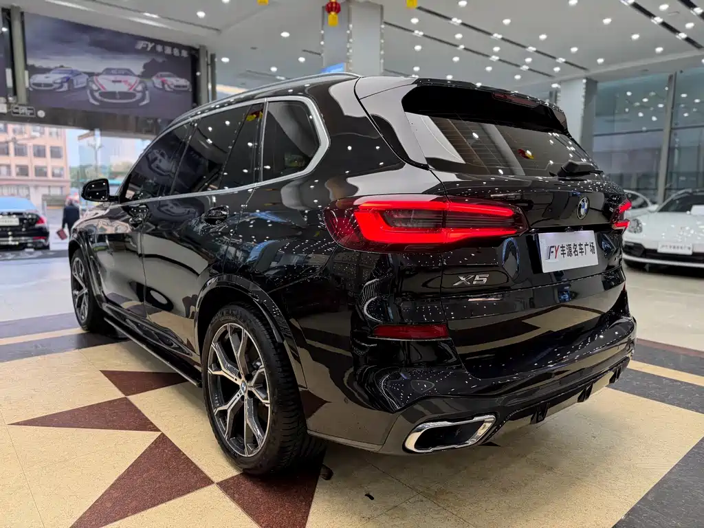 BMW X5 (Import) — фото 31