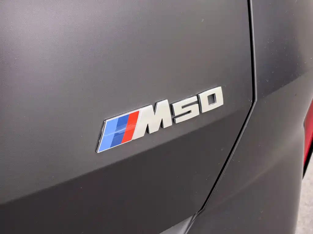 BMW X3 M50 — фото 23