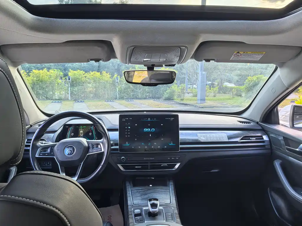 BYD Qin Pro NEV — фото 7