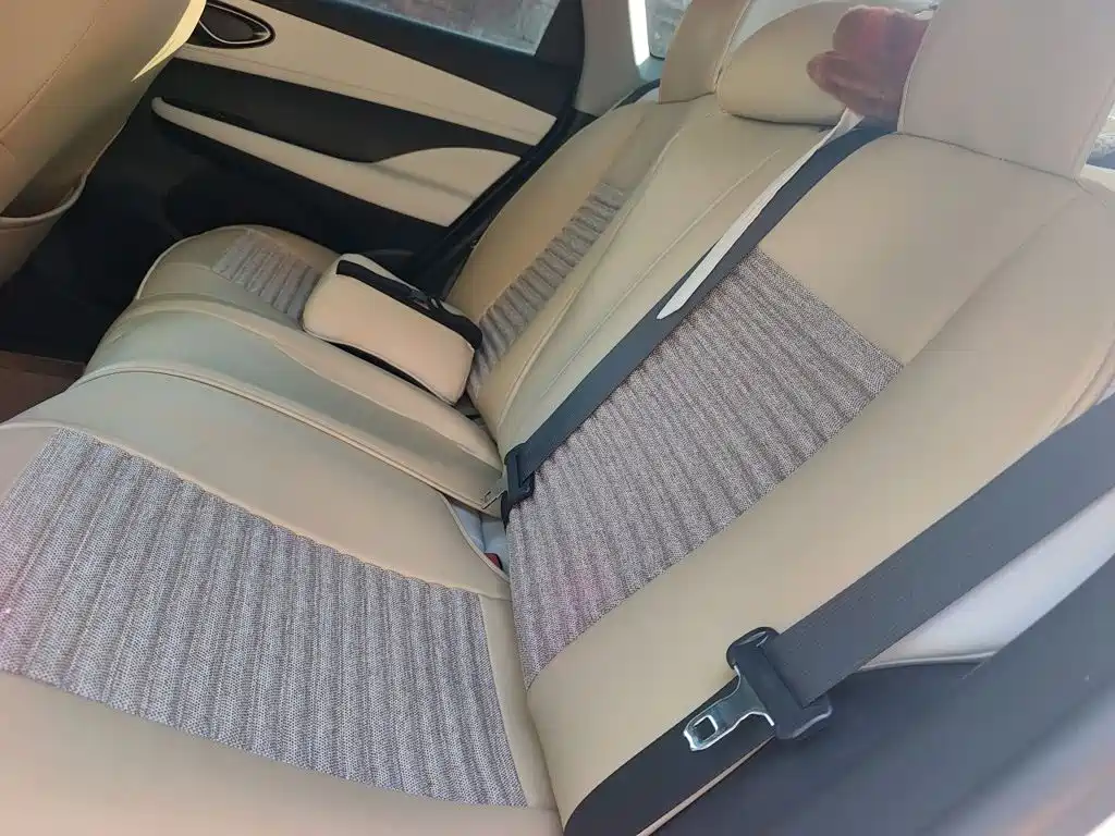 BYD Seal 05 DM-i — фото 13