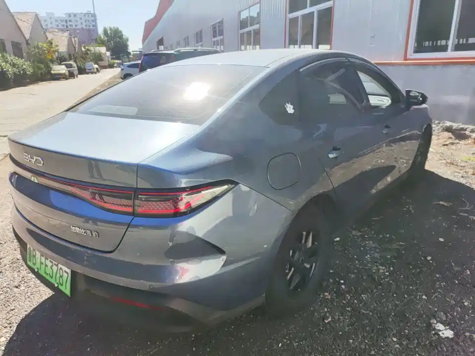 BYD Seal 05 DM-i — фото 2