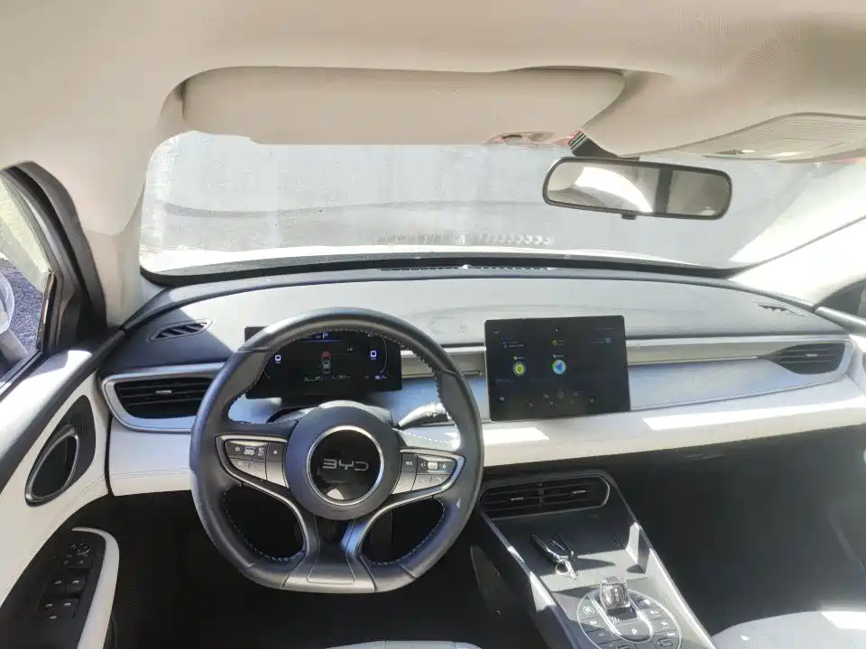 BYD Seal 05 DM-i — фото 3