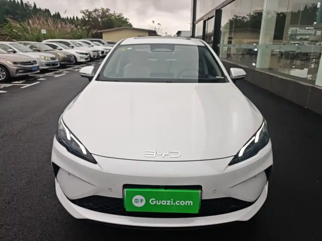 BYD Seal 05 DM-i — фото 2