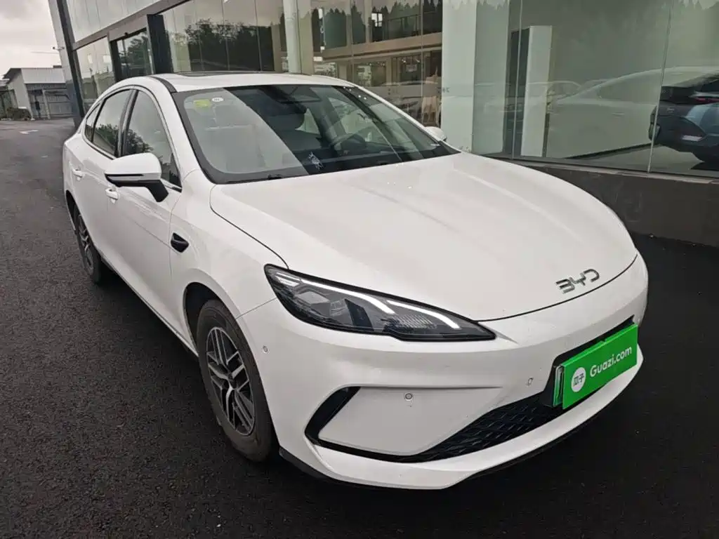 BYD Seal 05 DM-i — фото 3