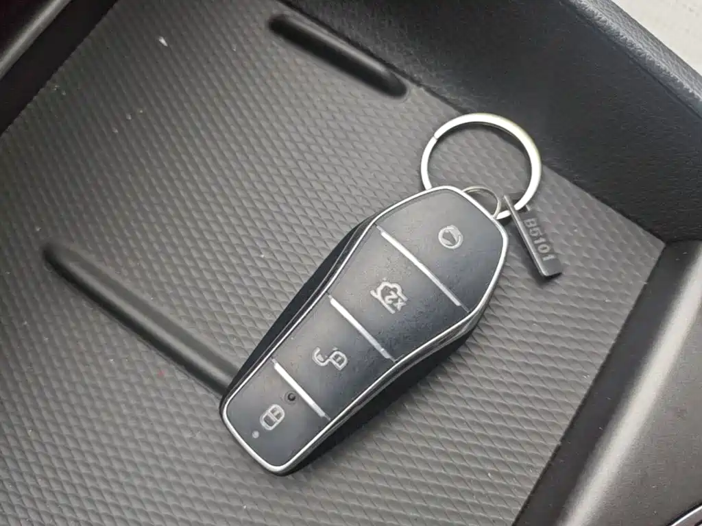 BYD Seal 05 DM-i — фото 8