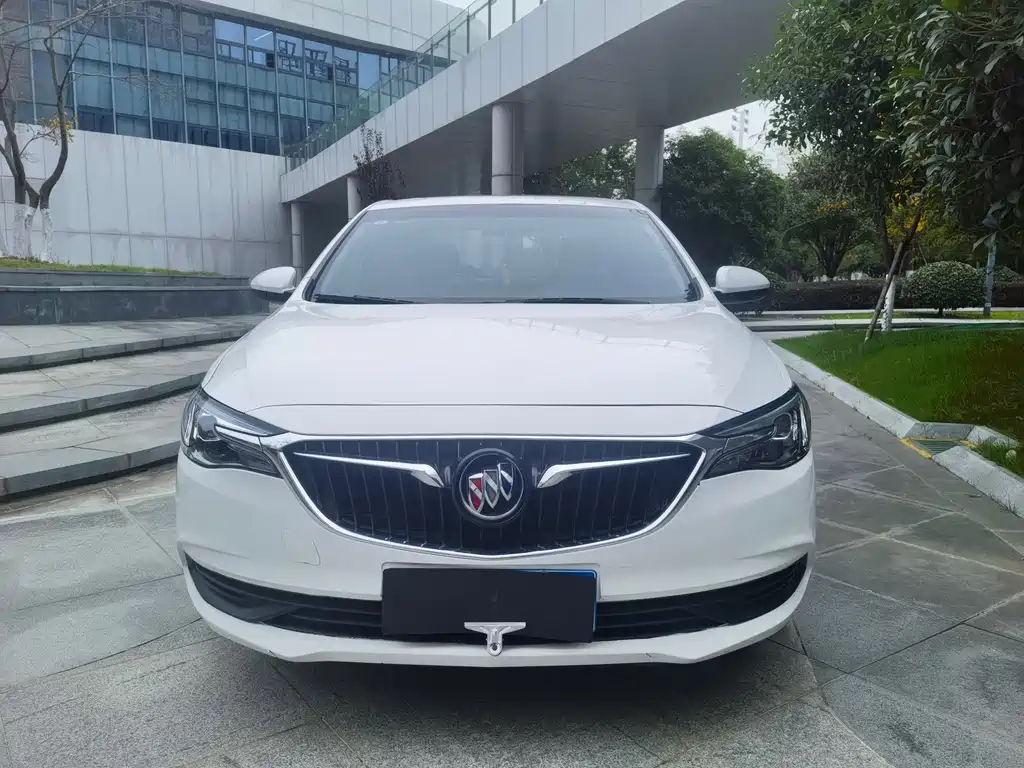 Buick Excelle — фото 2