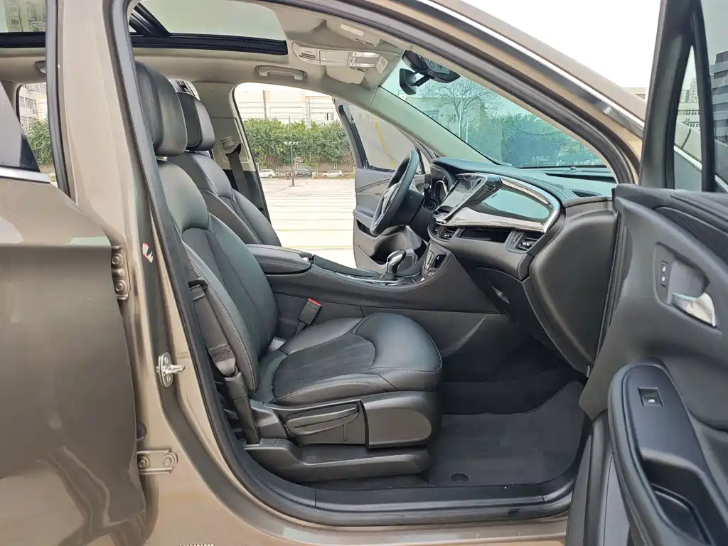 Buick Envision Plus — фото 16