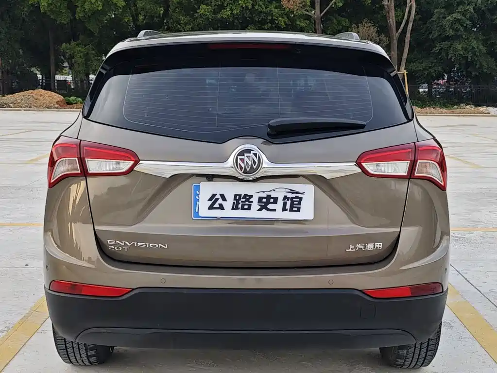 Buick Envision Plus — фото 4